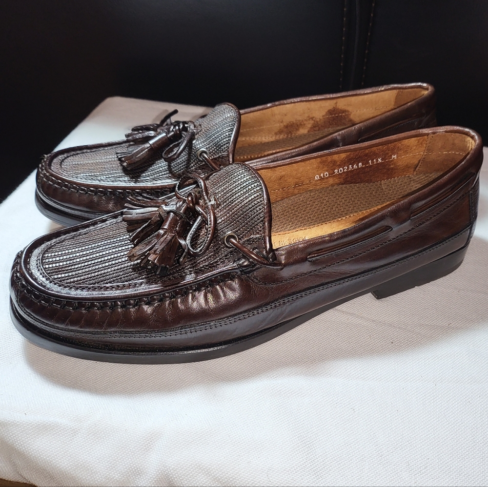 Mens Johnston&Murphy Javits brown leather loafer with woven top and tassel NIB